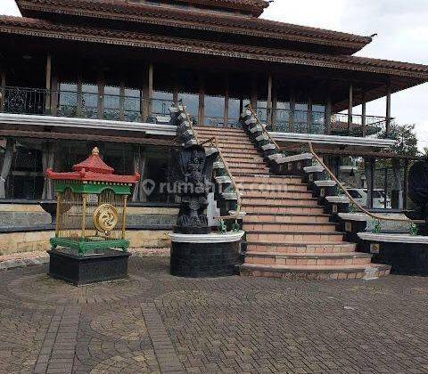 Eks Rumah Makan, Bangunan Ukir Asli Jepara di Cimalaka, Sumedang 1