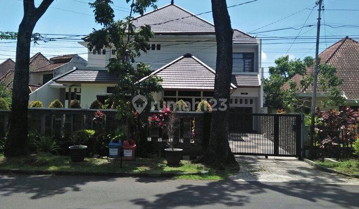 Rumah Mewah Dekat Gedung Sate di Cimanuk Bandung 1