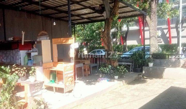 Rumah Lama Area Komersil di Sayap Riau Bandung 1