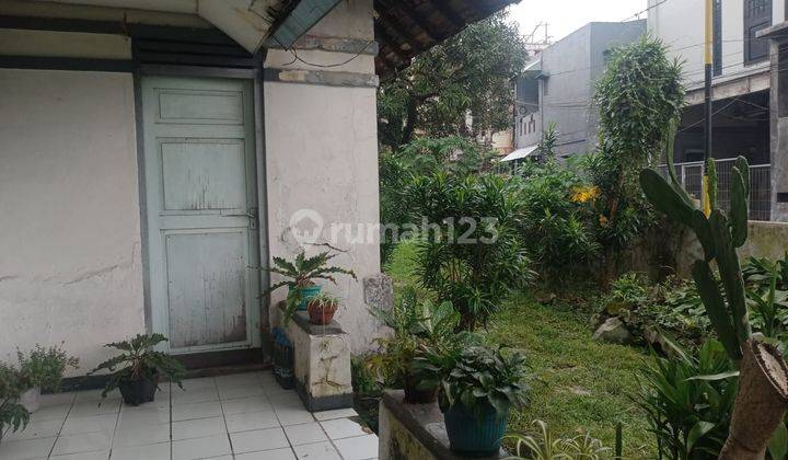 Rumah Strategis Untuk Komersil, Kost an Dekat Widyatamadi di Cikutra Raya 2