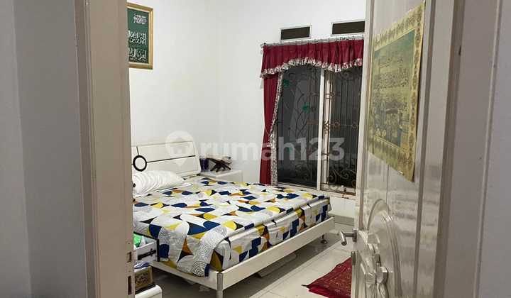 Rumah Luas 1 Lantai Terawat Siap Huni 2