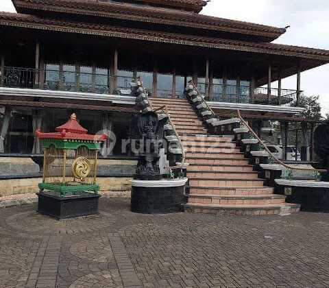 Rarely Is There a Unique Joglo House Suitable for Hospitals, Restaurants, Offices, and Residences