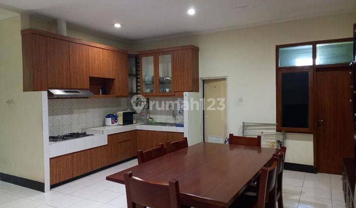 Rumah Murah Bagus Full Furnished di Taman Kopo Indah 2 2