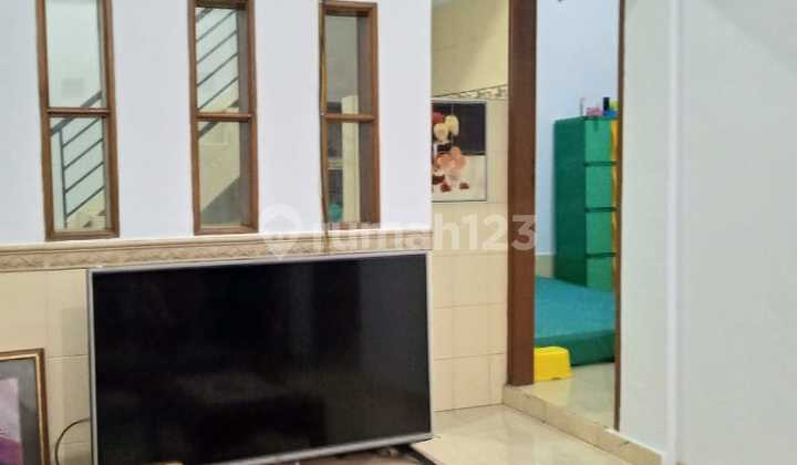 Rumah 2 Lantai Siap Huni di Arcamanik Dekat Pacuan Kuda Rumah 2 Lantai Siap Huni di Arcamanik Dekat Pacuan Kuda