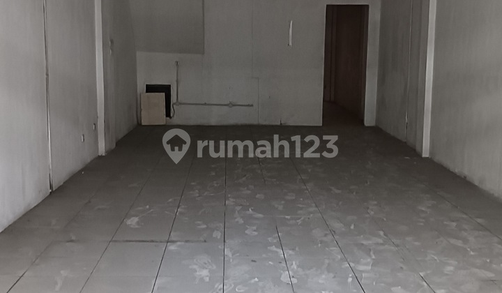 Twin Shophouses in the Heart of Ciputat City. Located on the Bustling 24-Hour Juanda Street, Near University, -MRT Station, -Toll Gate. 1