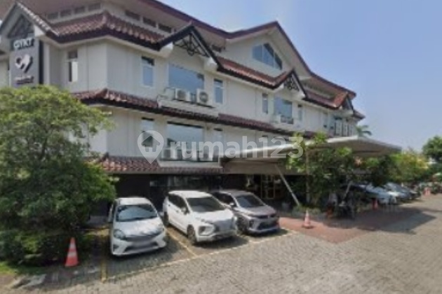Ruko Bagus, 4 Lantai, 380 M2, HGB 2032, Dikelilingi Pusat2 Industri Kecil Menengah, Dekat Gerbang Toll, di Komplek Perdagangan Greenville, Jakarta Barat.