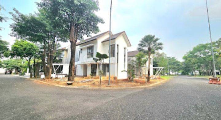 Rumah Baru, 2 Lantai, Hook Hadap Utara Dan Barat, Unfurnished., Shm, Dekat Gerbang Toll, di Cluster The Icon Eternity, Bsd, Tangerang Selatan. 1