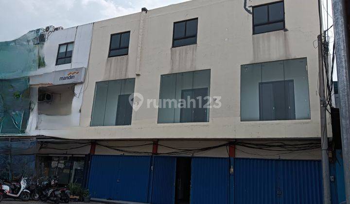 Ruko Gandeng 3, Parkiran luas,3 lantai plus  Rooftop, 600 m.psg, SHM, Bebas banjir, di Jalan Raya Jombang yg ramai 24 jam, Bintaro Tangerang Selatan. 1
