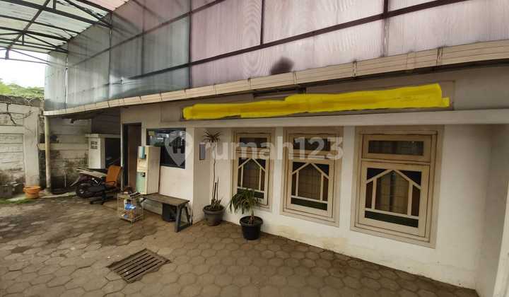 Dua petak lahan Gandeng, hadap Jalan Saidi Raya, 25m hadap Jalan, luas 401,95 m2, SHM, dikelilingi banyak sekali Real Estate yg terus berkembang, di Jl. Saidi Raya, Petukangan, Jakarta Selatan.