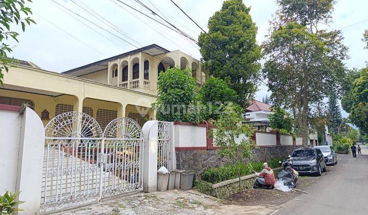 Villa Asri di Bandung Utara,, 2 Lantai, Bagus, Semi Furnished, Shm, Sejuk Sehat, Hawa Pegunungan, di Jl. Raya Setrasari, Bandung. 1