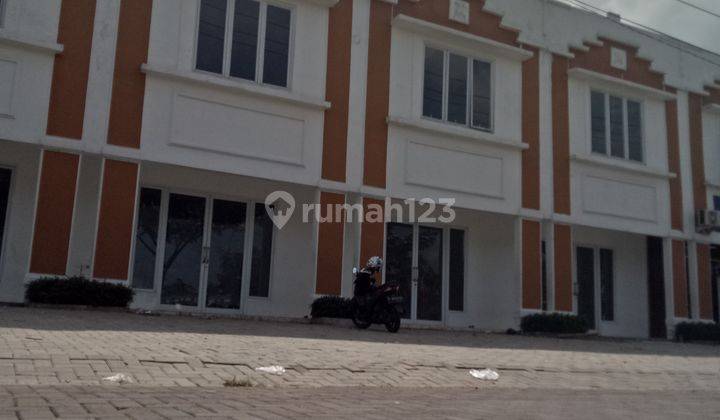 Ruko Baru Ramai Strategis di Selatan Jakarta  5