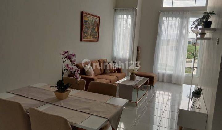 Rumah 2 Lantai Baru Mezzanine di Selatan Jakarta 10