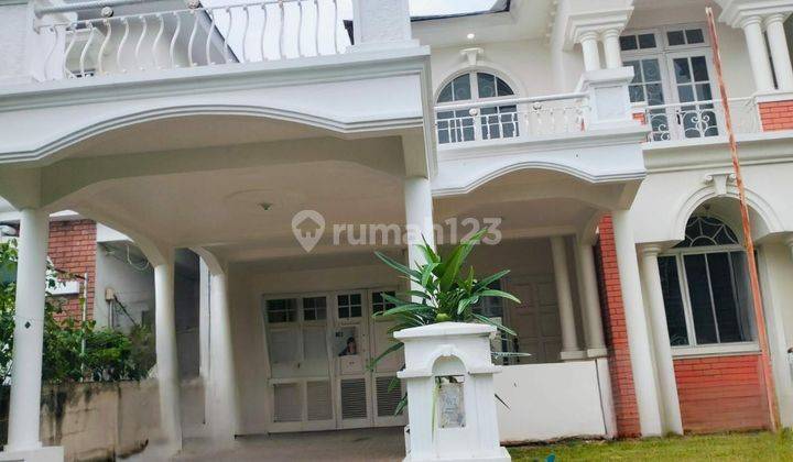 Rumah Dua Lantai Bagus 1