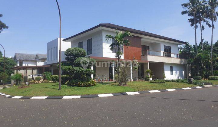 Rumah 2 lantai bagus dan mewah 1