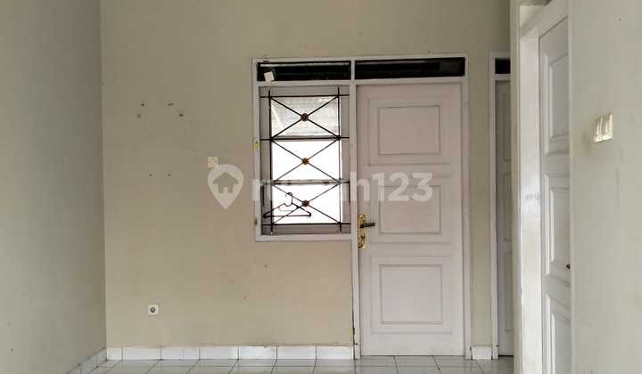 House for Rent in Kota Wisata 2