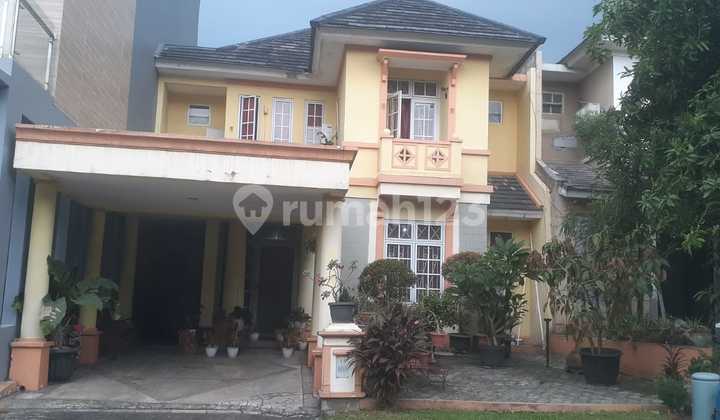 Rumah Dua Lantai Siap Huni Rumah Dua Lantai Siap Huni