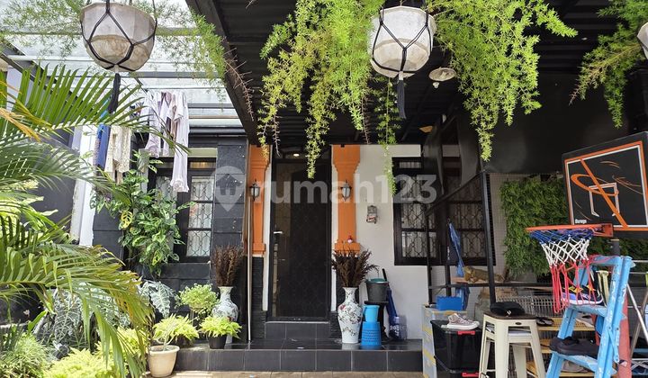 Rumah Satu Lantai Bagus Kota Wisata 2