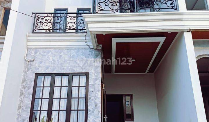 Dijual rumah di Jl. Raya Gas Alam Cimanggis Depok 2 Lantai SHM 1