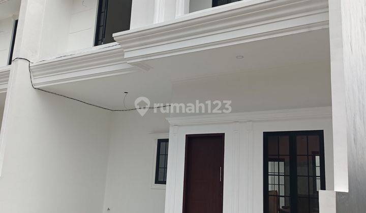 Rumah 2 Lantai Di Jl. Raya Cilodong Kostrad 2