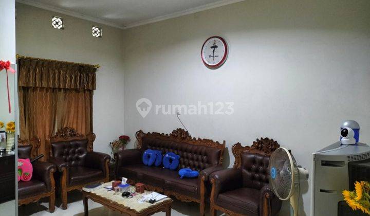 Rumah Siap Huni 2 Lantai Hadap Selatan Kepa Duri Dekat Mall  2