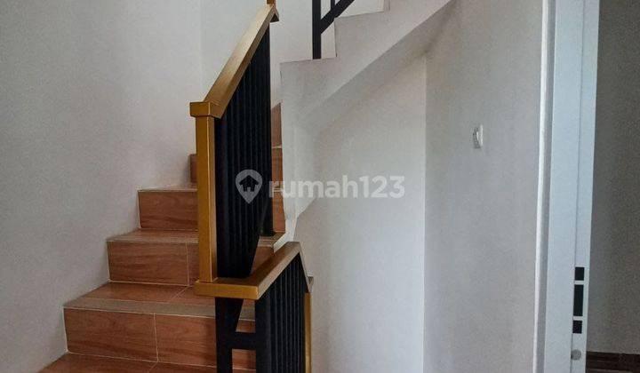 Rumah Minimalis Modern 3 Lantai Di Warakas