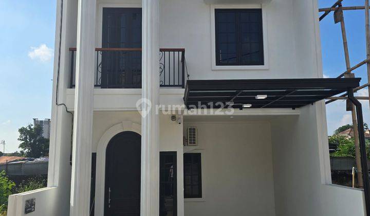 Rumah 2 Lantai Lokasi Strategis Pondok Bambu Jakarta Timur  1