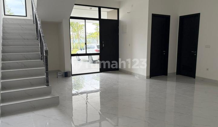 Disewakan Rumah Pik2 Pasir Putih Ukuran 8x15 M2 Siap Huni