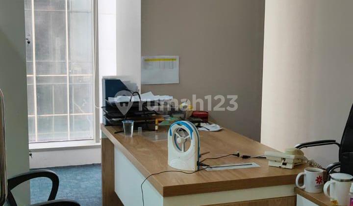 Disewakan Gold Coast Office Full Furnish