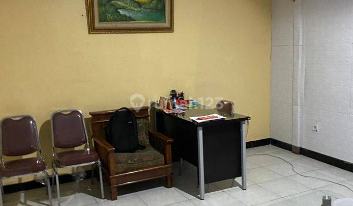 gudang  plus rumah di jalan mudutaki 10