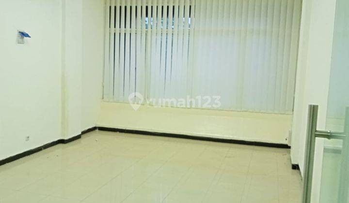 Disewakan Ruko Di Area Petojo Hadap Jalan Raya Harga Murah 3