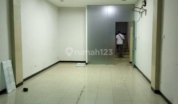 Disewakan Ruko Di Area Petojo Hadap Jalan Raya Harga Murah 10