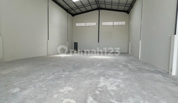 Gudang Murah di Salembaran Lt.360 M2 Kondisi Ready 3