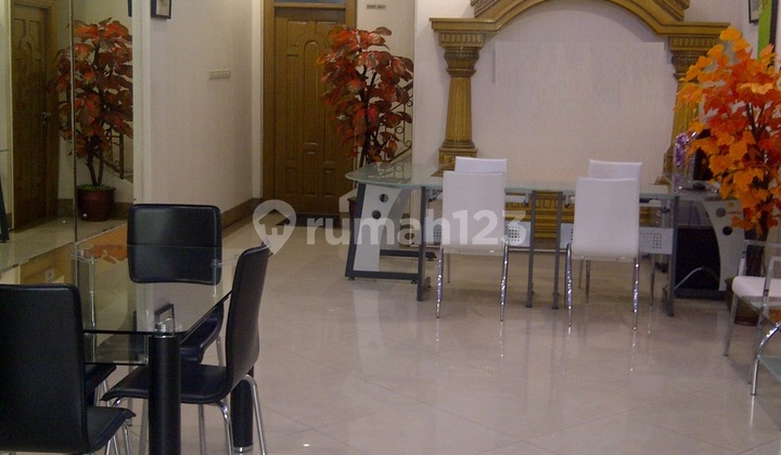 For Rent: Daan Mogot Baru Shop House, Prime Location 2