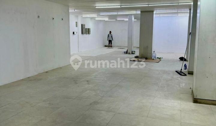 Disewakan Ruko Juanda Pasar Baru Lokasi Sangat Strategis  2