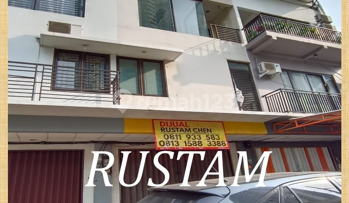 For Sale: Shophouse in Gajah Mada Area, Best Price, Great Location 1