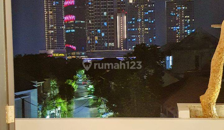 Dijual Rumah 3 Lantai Selangkah Ke Mayjen Sungkono 2