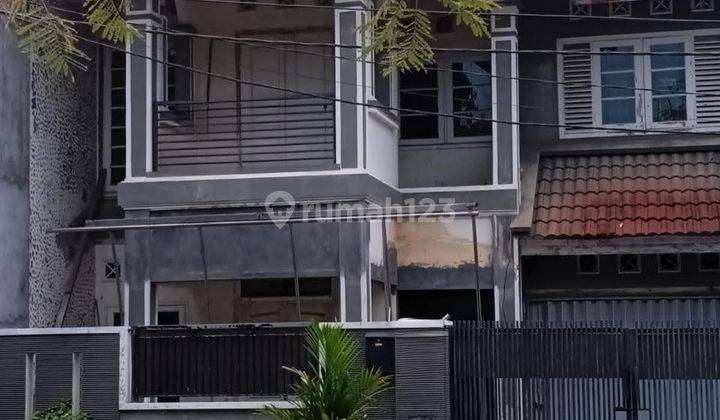 Dijual Rumah Pantai Mentari Siap Huni Banyak Fasilitas 1