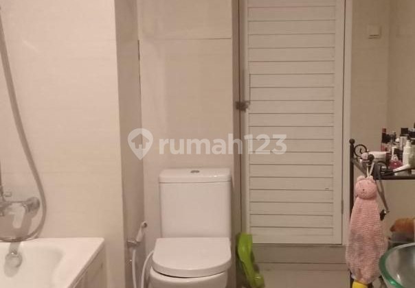 DIJUAL RUMAH HITUNG TANAH MANYAR AIRDAS DIJUAL RUMAH HITUNG TANAH MANYAR AIRDAS