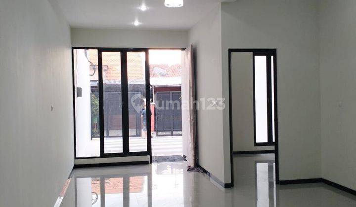 DIJUAL RUMAH BARU GRESS SEMAMPIR MINIMALIS 1