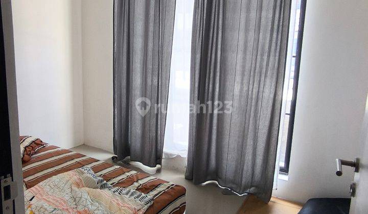 DISEWAKAN RUMAH SIAP HUNI TINGGAL BAWA BAJU REGENCY ONE BABATAN 1
