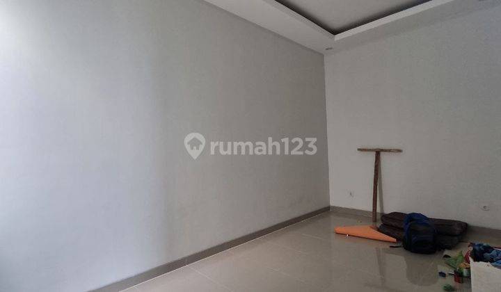 Dijual Rumah Baru Mulyosari 2