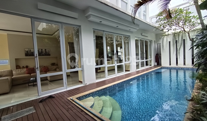 Rumah Viuw Gunung Sentul City Dekat Aoen Mall