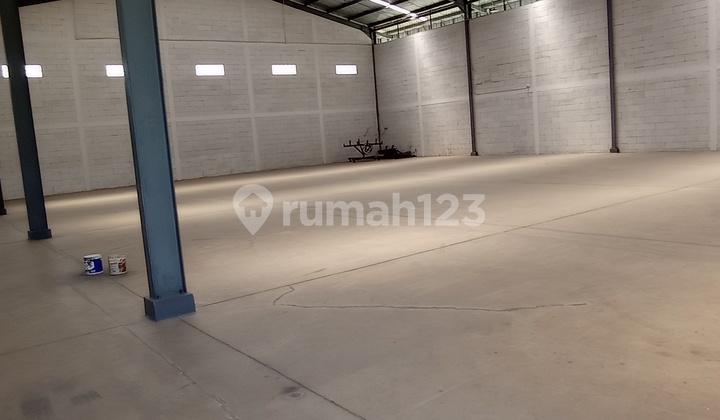 Gudang Karadenan 
Kel.Karadenan Kec.Cibinong Kab.Bogor 10