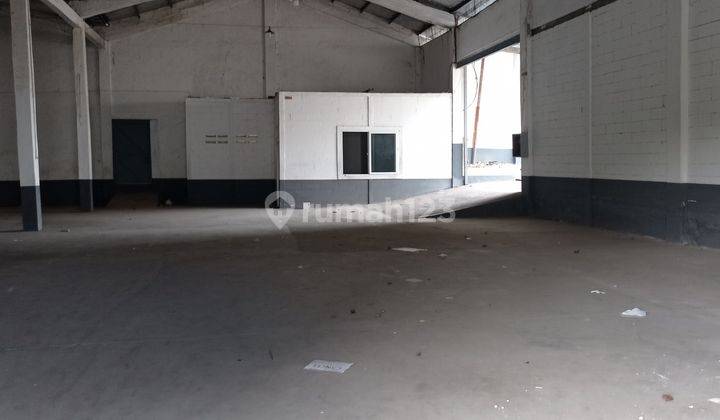 Gudang di Jl.Roda pembangunan Nanggewer.. 7