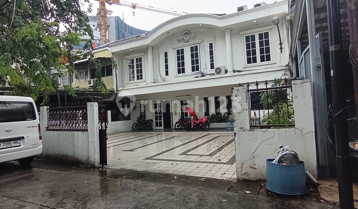 For Rent: Daily Office Ready to Use Near West Jakarta Police Station.