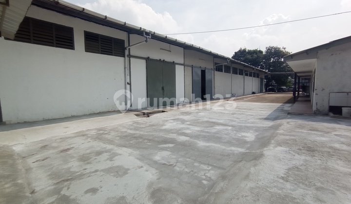 Gudang Sewa Depok Lb.1.650m2 Depok Nempel Jalan Utama Gudang Sewa Depok Lb.1.650m2 Depok Nempel Jalan Utama