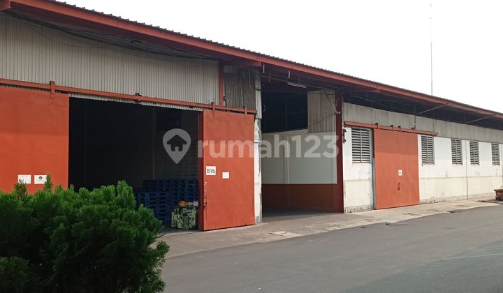 For Rent Maroon Warehouse Area=550 m2 Depok Ready to Use For Rent Maroon Warehouse Area=550 m2 Depok Ready to Use