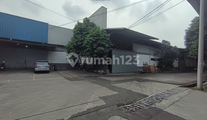 For Rent Warehouse 450 M2 Gunung Putri Container Access For Rent Warehouse 450 M2 Gunung Putri Container Access