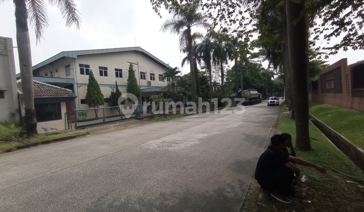 For Sale 4,500 M2 Factory in Sentul, Strategic Bogorindo Area.