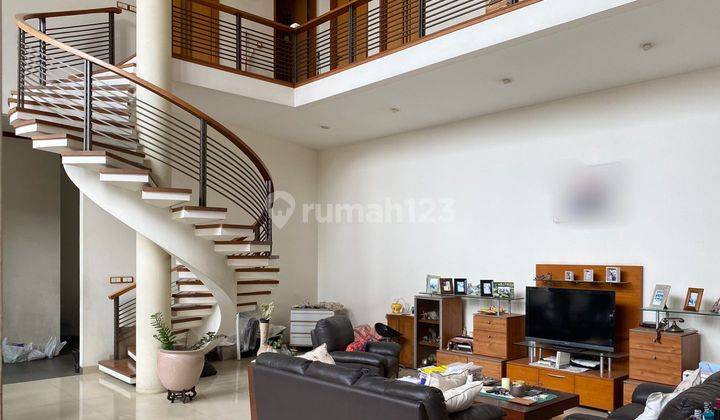 Jual Rumah Mewah Tengah Kota Bandung di Otista 1